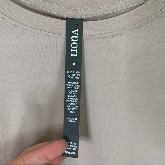 Vuori Long-Sleeve Feather T shirt M - Picture 4 of 7